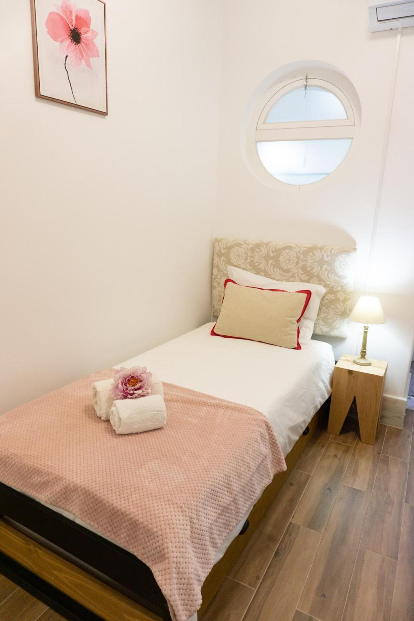 Lalitana Townhouse Ξενοδοχείο Λάγος Δωμάτιο φωτογραφία